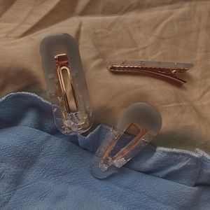 HANDMADE #3 hair clips: “storm cloud in heaven”